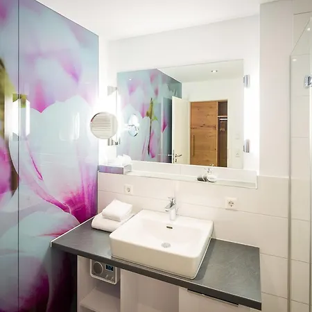 מלון Alte Schule לינדאו